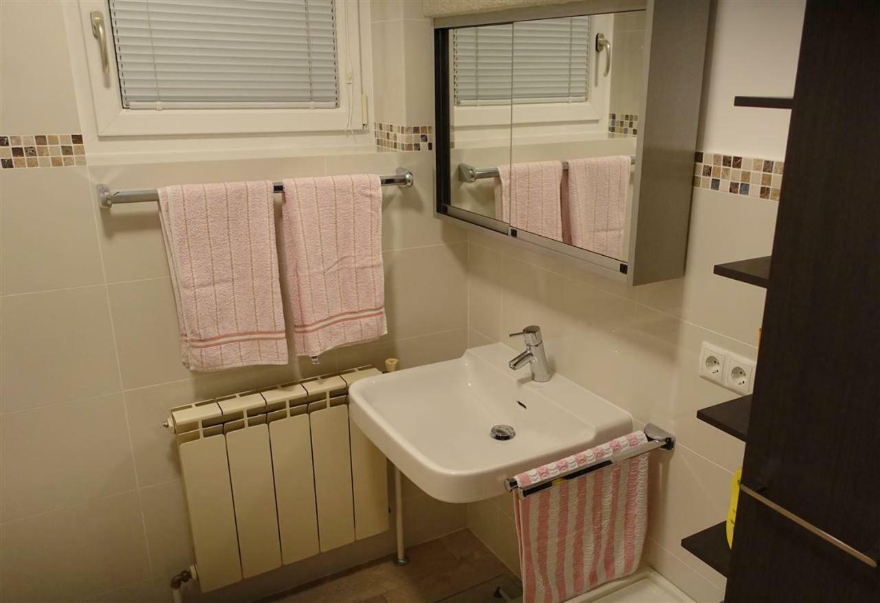 Austria Center - An Der Donau Appartement Vienne